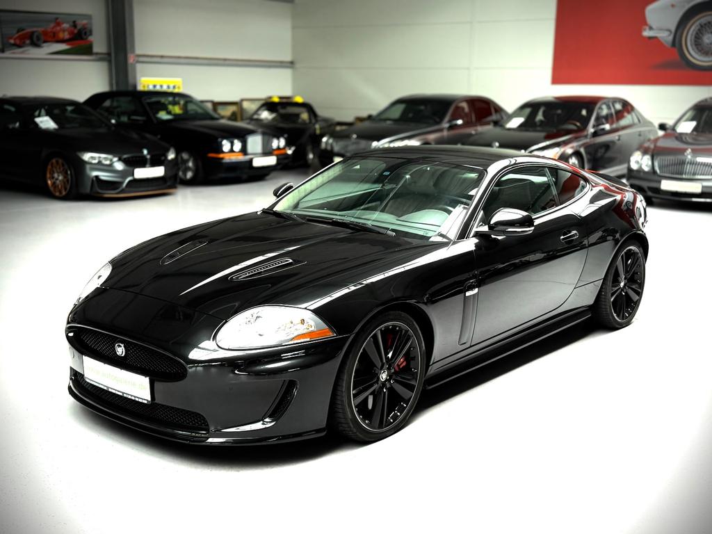 Jaguar XKR