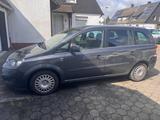 Opel Zafira B 1.6l (7-Sitzer) / EZ 2010 / TÜV 26 - Opel Zafira Gebrauchtwagen in Hamm