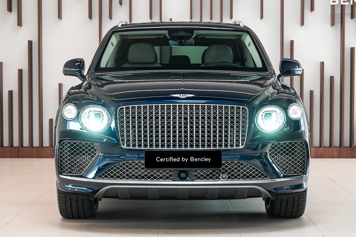 Bentley Bentayga 3.0 Hybrid Atelier Edition 4WD Autom. imagem 2
