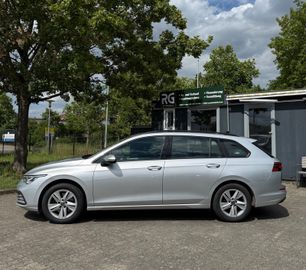 Volkswagen Golf - 4