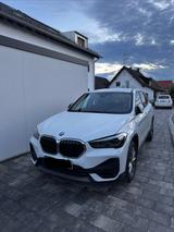 BMW X1 sDrive18i mit 8 Fach Bereifung