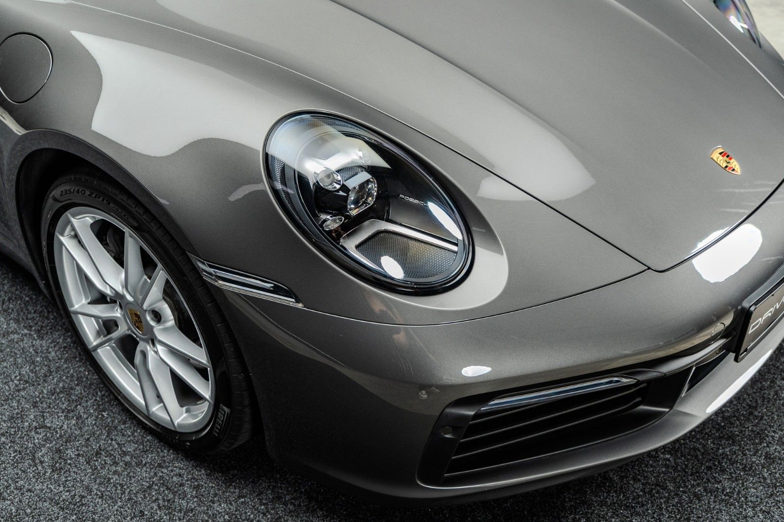 Fahrzeugabbildung Porsche 992 + 1. Hand + 16.050 km + Schiebedach + PDK