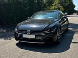 Volkswagen Arteon 2.0 TSI 206kW DSG 4MOTION R-Line - VW Arteon Gebrauchtwagen in München