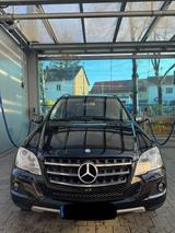 Mercedes-Benz ML 300 CDI 4MATIC BlueEFFICIENCY -