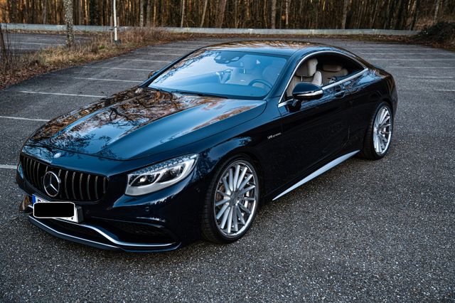 MERCEDES-BENZ S 63 AMG 4MATIC Coupé AMG