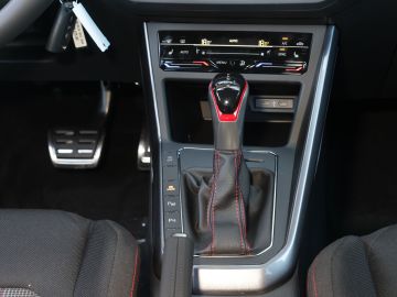 Volkswagen Polo GTI 2.0TSI DSG 18 Zoll Matrix Kamera ACC IQ