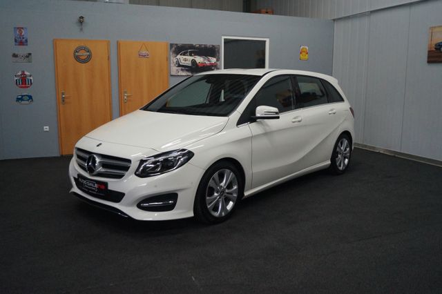 Mercedes-Benz B -Klasse 180 Urban Style Edition LEDER KAMERA