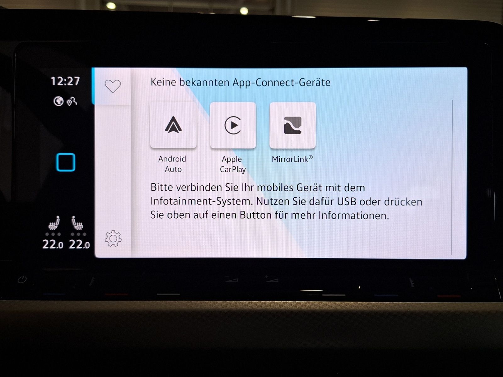 Fahrzeugabbildung Volkswagen Golf VIII Variant TSI Move Standhzg. LED AHK Car