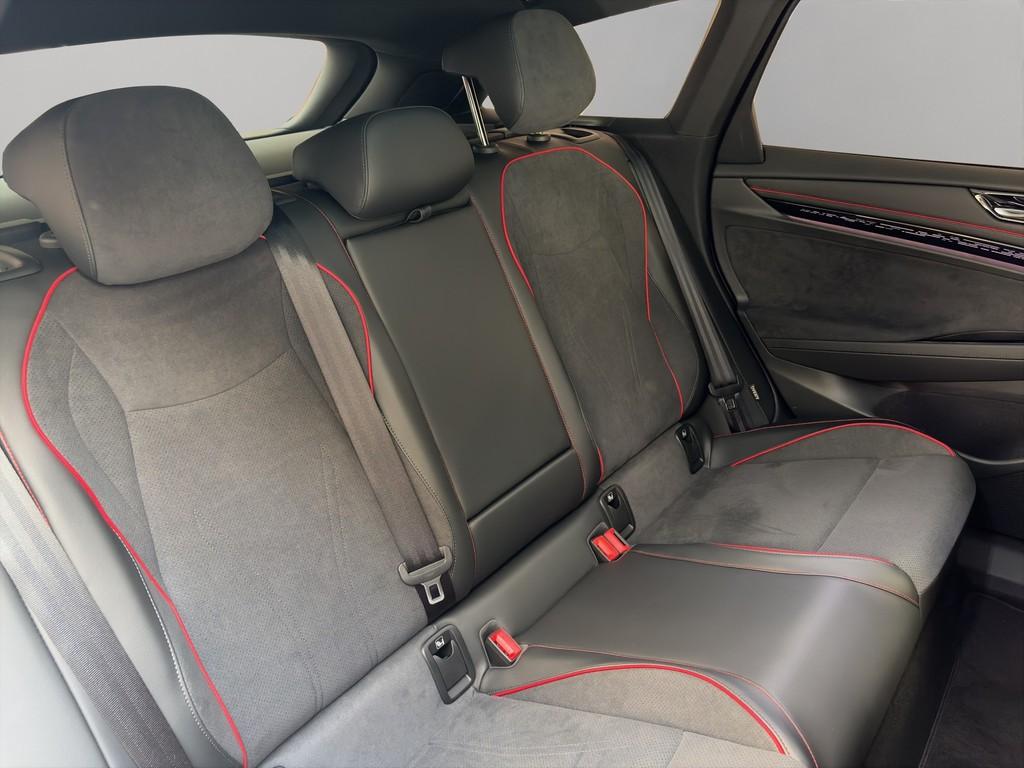 Volkswagen ID.7 GTX Tourer 4MOTION 250 kW (340 PS) 86kWh