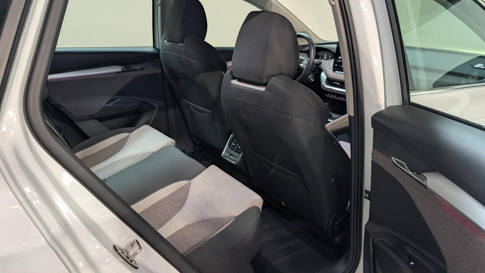 Skoda Enyaq 80 Lodge ACC*LANE*SIDE*KAM*W-PUMPE*19"