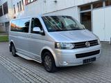 Volkswagen T5 Caravelle 2,0TDI 9 Sitzer - VW T5 Gebrauchtwagen in Chemnitz