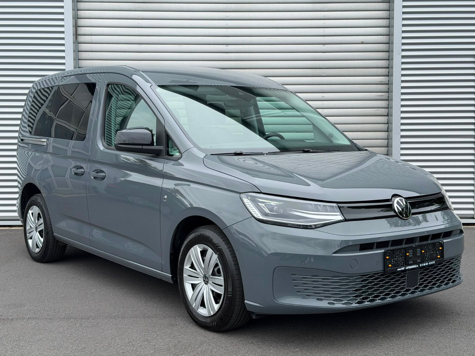 Fahrzeugabbildung Volkswagen Caddy TSI eHybrid DSG ACC LED SHZ AHK-vorb. BLIS