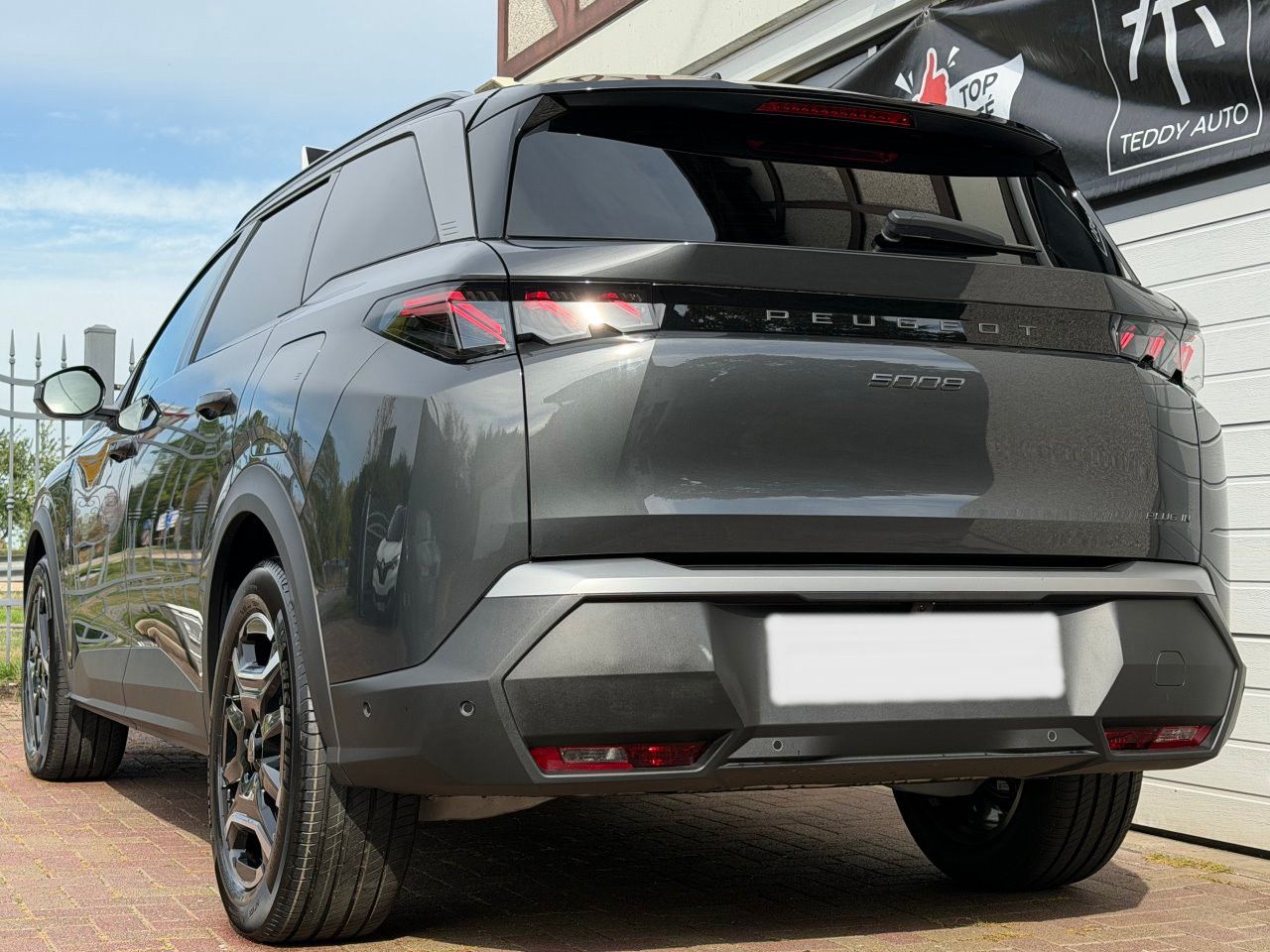 Peugeot 5008 Plug-in Hybrid 225 GT Exclusive e-DSC7 imagem 3