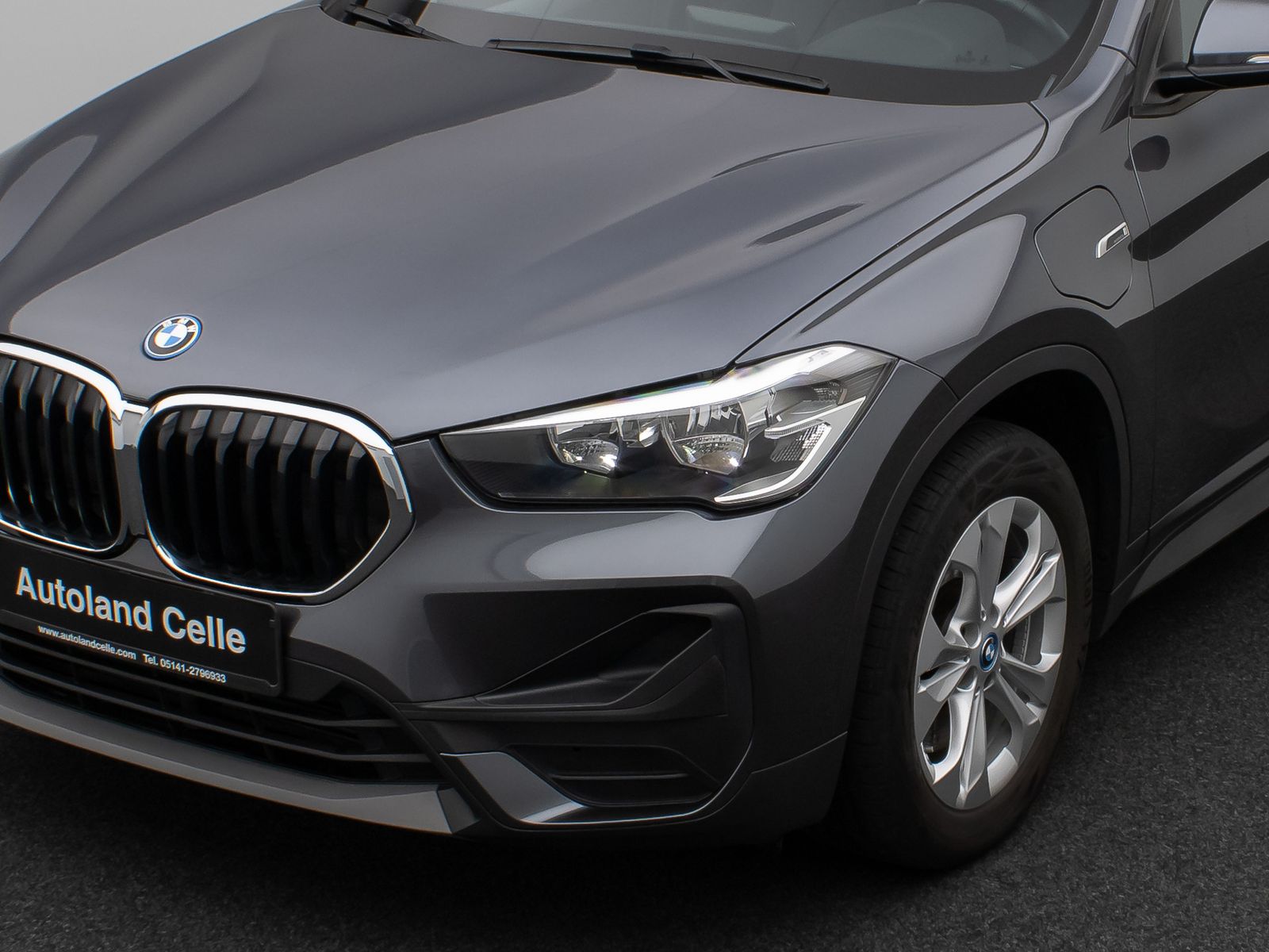 Fahrzeugabbildung BMW X1 xD25e DAB PDC Navi Lordos Geschwindigkeitsre