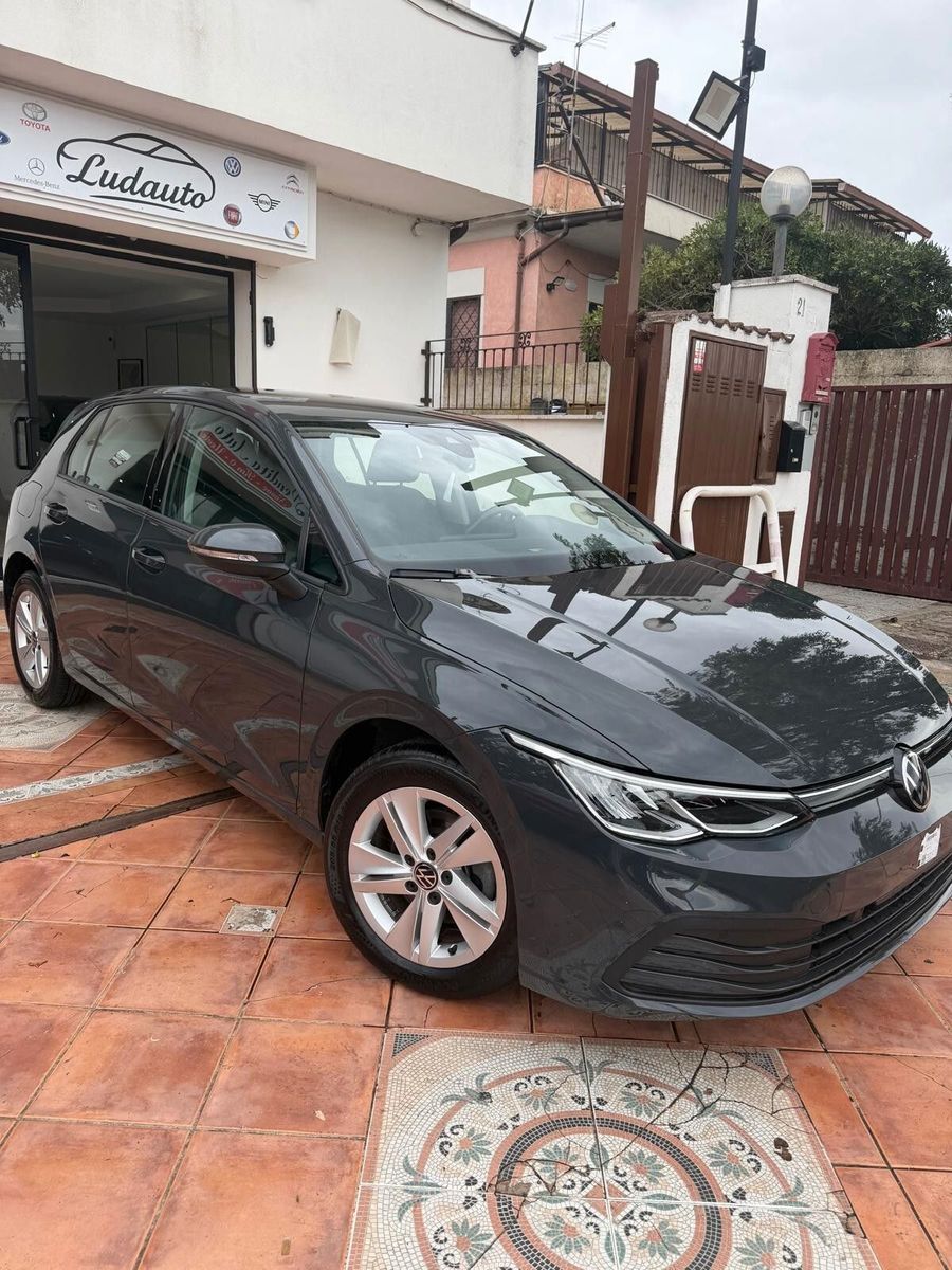 Volkswagen Golf 1.5 E- TSI EVO ACT Life DSG imagem 3