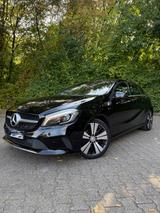 Mercedes-Benz A 180 Activity Edition Activity Edition - Mercedes-Benz A-Klasse: Activity Edition