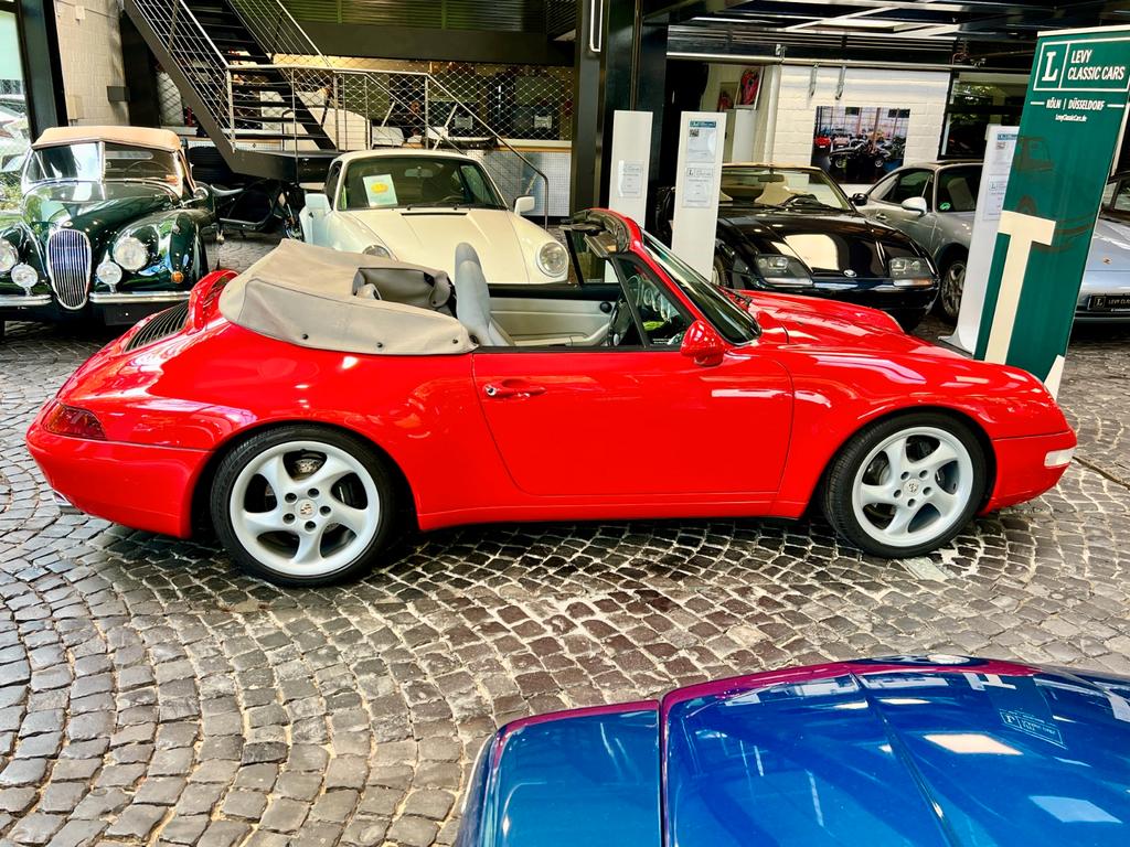 Porsche 993
