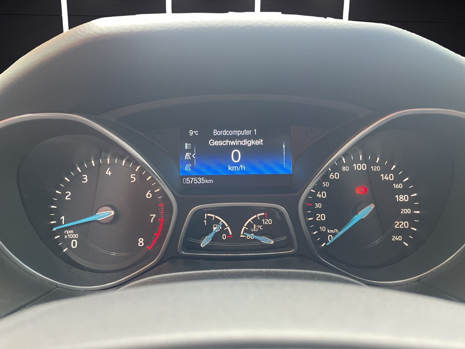 Fahrzeugabbildung Ford Focus Turnier*Sport*Kamera*SitzHZ*LenkradHZ*