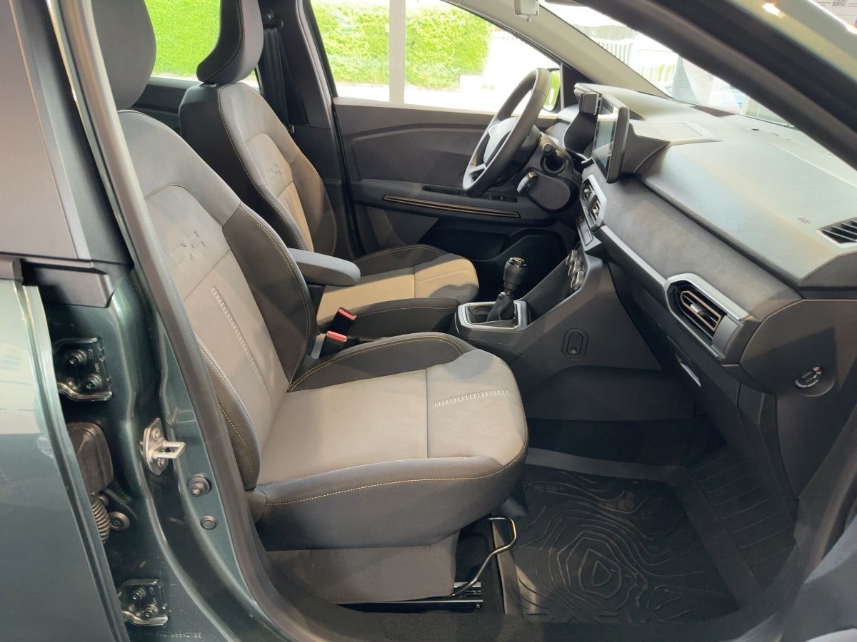 Fahrzeugabbildung Dacia Sandero Stepway Extreme+ TCe 110 ECO-G *SOFORT*