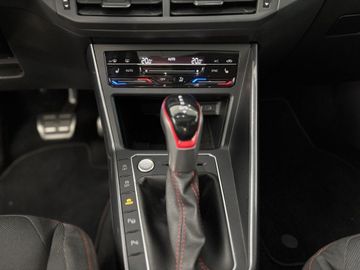 Fotografie 21 des VW Polo 2.0 TSI DSG GTI