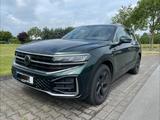Volkswagen Touareg 3.0 TDI 170 kW 4Motion R-Line, Garantie - Volkswagen Touareg: Limousine