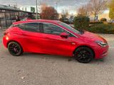 Opel Astra 1.6 CDTI 136PS Automatik - Opel Astra mit Diesel-Antrieb: Limousine, Automatik