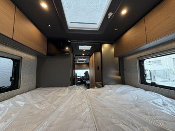 Niesmann + Bischoff Flair 880 VolluftfederungHubstützenActive Air 