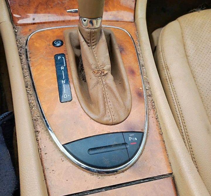 Mercedes-Benz E220 2007 — photo 12