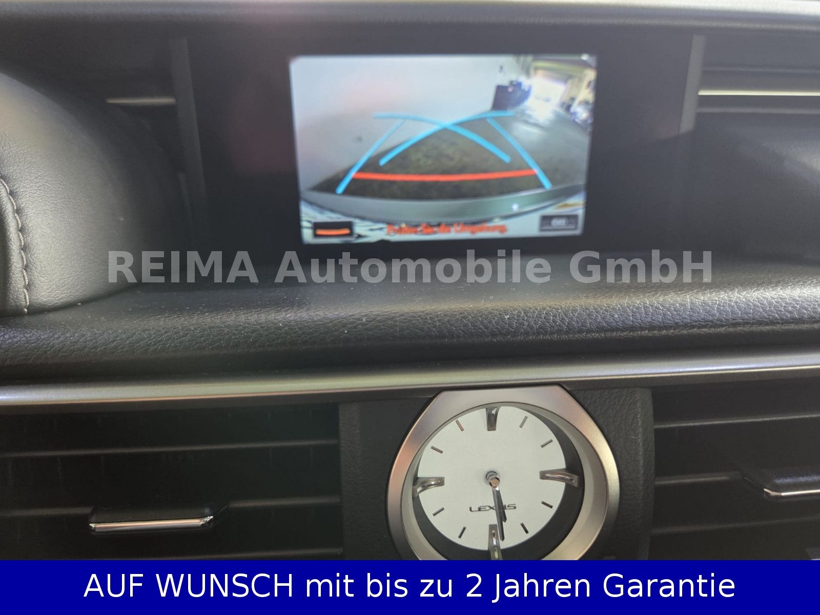 Fahrzeugabbildung Lexus RC 300h Coupé Automatik F SPORT, Leder