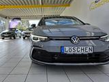 Volkswagen Golf VIII Limo R-Line Harman/Kardon LED Plus - Volkswagen Golf mit Benzin-Antrieb: Sitzheizung, Limousine