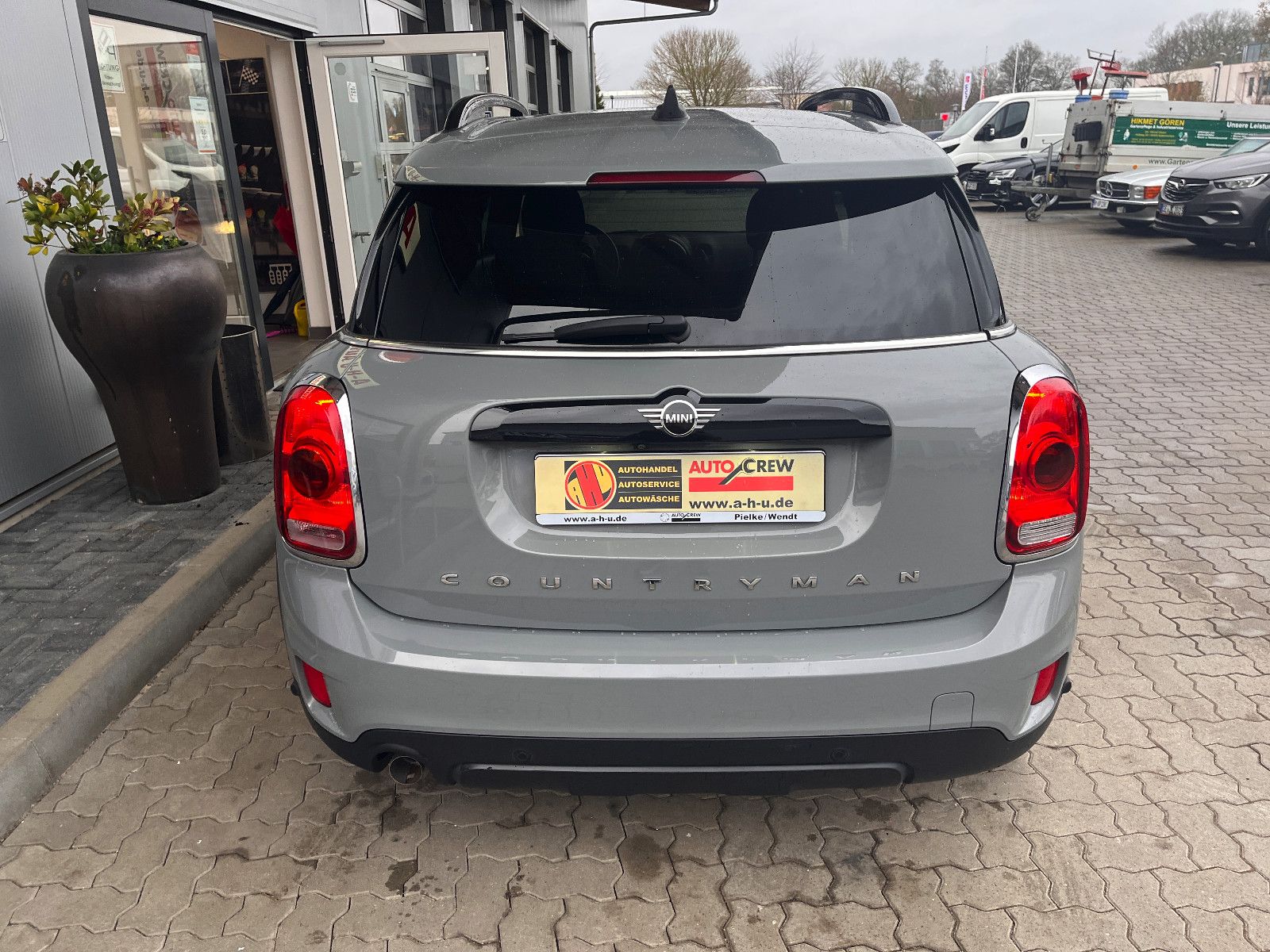 Fahrzeugabbildung MINI ONE Countryman One D Automatik