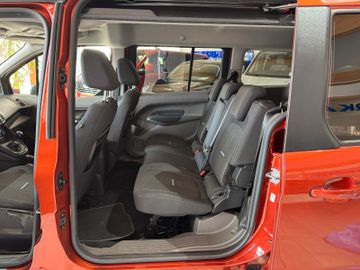 Ford Grand Tourneo Connect Active