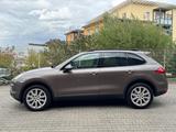 Porsche Cayenne S Luftfederung, Panoramadach, BOSE, Entr - Porsche Cayenne in Dortmund