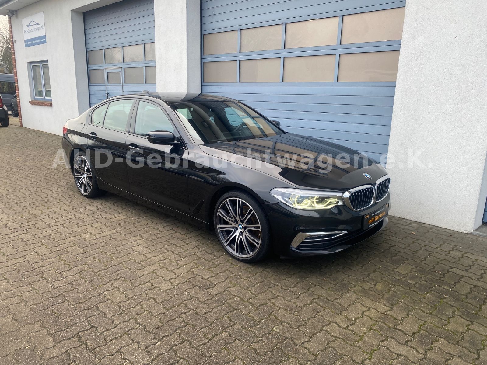 Fahrzeugabbildung BMW 540 5 Limousine 540 d xDrive Luxury Line