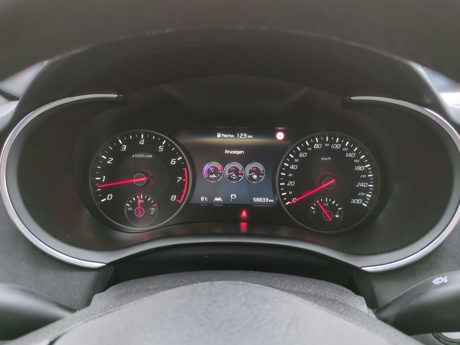 Fahrzeugabbildung Kia STINGER 3.3T AWD AT8 GT VEL.LED GD BASTUCK 20"