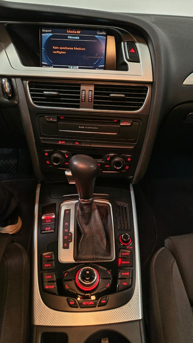 Audi A4 2011 — photo 10