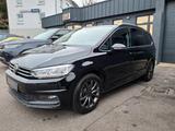 Volkswagen Touran Highline TSI +DSG+KAMERA+ACC+LED+1.HAND+ - Volkswagen Touran aus 2021