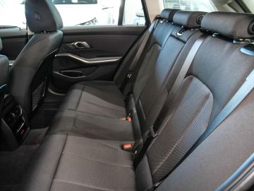 BMW 318 - 11