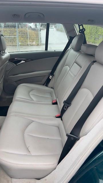 Mercedes-Benz E280 2006 — photo 11