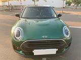 MINI Clubman Cooper 1,5 Classic Trim Sport - MINI Clubman Serie von privat