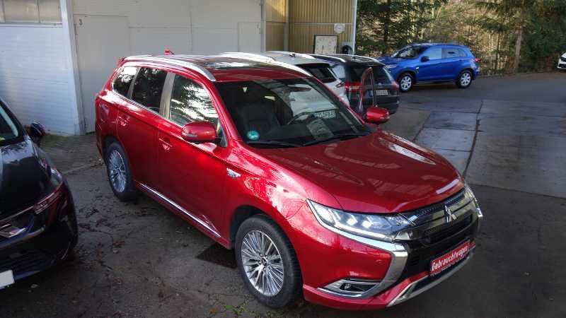 Mitsubishi Outlander PHEV TOP AHK,LED,ACC,Schiebedach,360°K