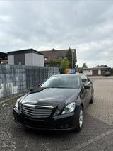 Mercedes-Benz Mersedes-Benz E 200 - Mercedes-Benz: Mersedes