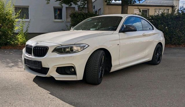 BMW 220d Coupé M Packet