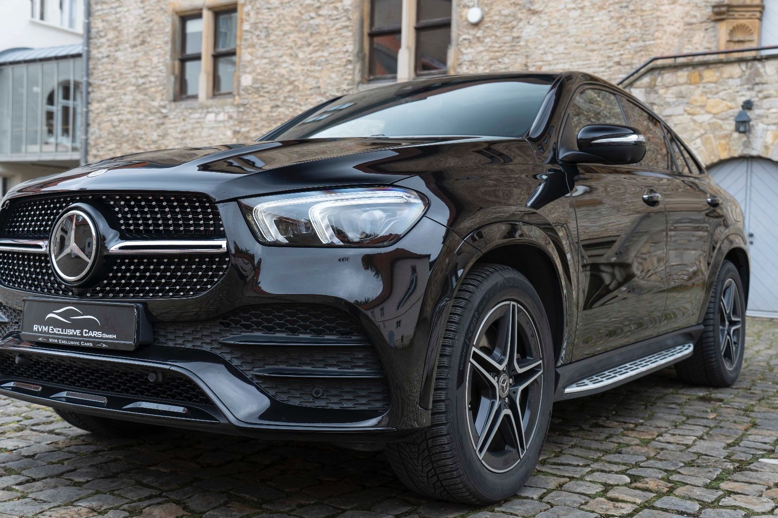 Fahrzeugabbildung Mercedes-Benz GLE 350 Coupe 4Matic HUD LED 360° BURMESTER