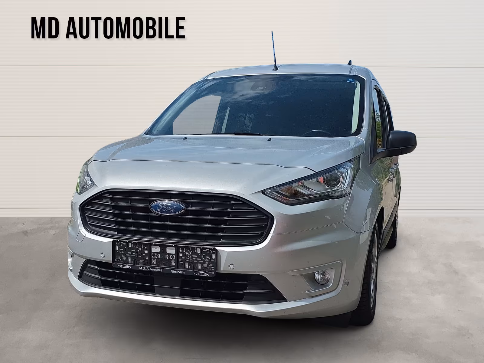 Ford Grand Tourneo Connect  LED NAVI KAMERA