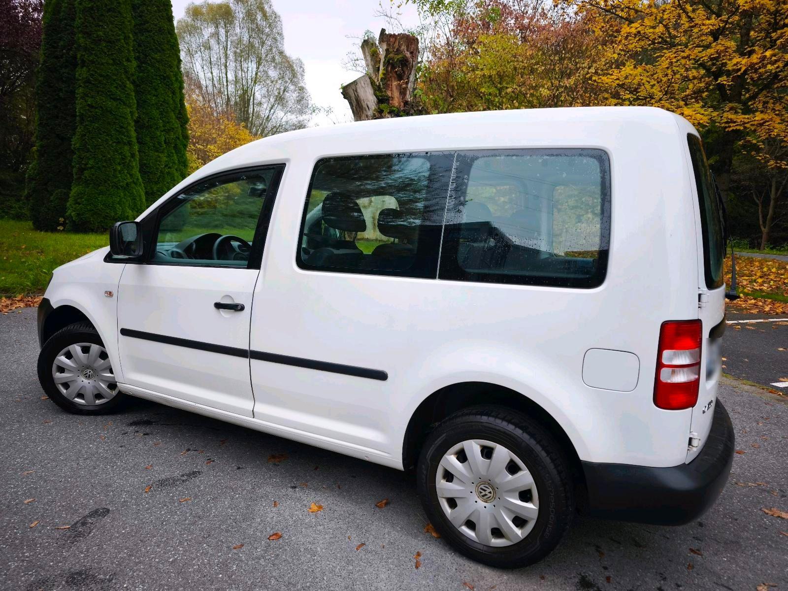 Volkswagen Caddy 2013 — photo 14