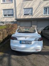 Tesla Model 3 SR+ - 8-fach bereift - viel Zubehör - Tesla MODEL 3 SR Gebrauchtwagen