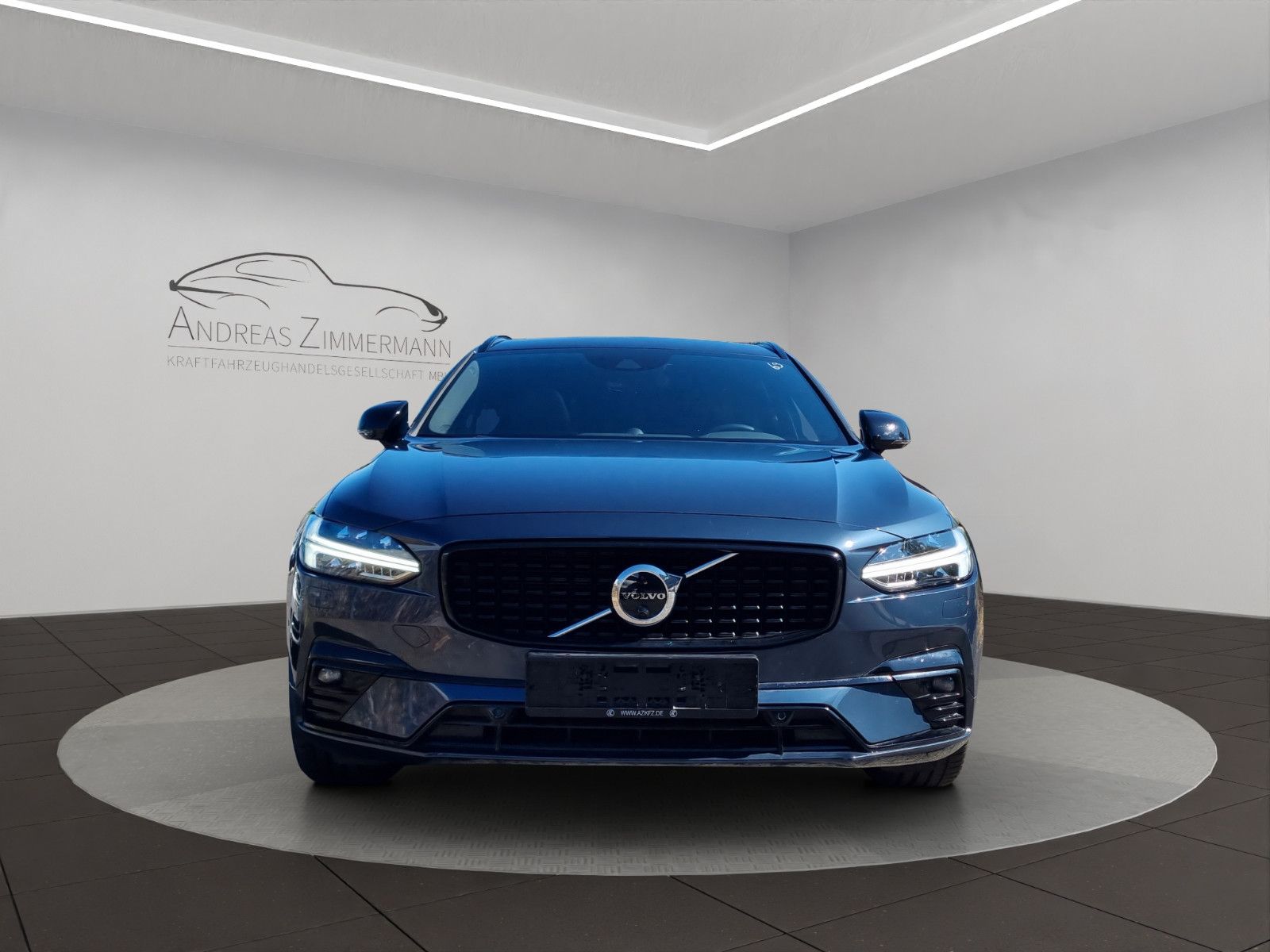 Volvo V90 B6 R-Design AWD XENIUM/PANO/WINTER PRO/4C/BW foto 8