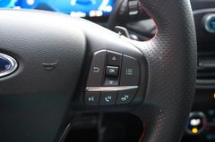 Fahrzeugabbildung Ford Focus Lim. 2.0 ST-Line X Aut. ACarPlay B&O Pano!