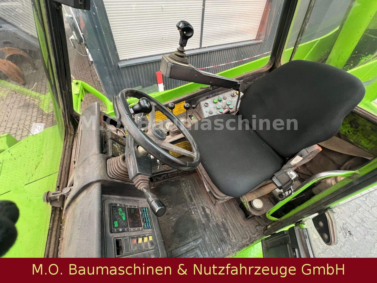 Fahrzeugabbildung Merlo Roto 30.16 EV / Palettengabel / SW /